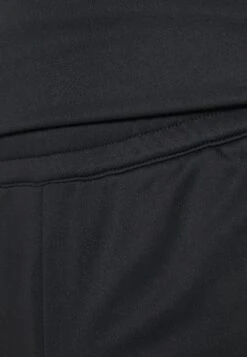 EA7 Emporio Armani Core Suit - Tracksuit - Black -Total Wear Store 9e5393435a4748f0b286a8601c900ff5