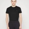 Emporio Armani Basic T-Shirt - Nero -Total Wear Store 9f083c859e7a491699576da1426129ba