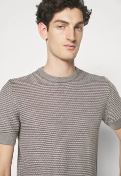 Emporio Armani Basic T-Shirt - Grigia -Total Wear Store 9fa8669ef12b47fdb5dfa7acb3fb5e27