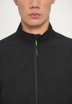 EA7 Emporio Armani MOUNTAIN URBAN ESCAPE - Light Jacket - Black -Total Wear Store a078f0f9e5a744149fb99ab82bacd17d