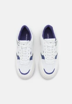 Emporio Armani Hank - Trainers - White/Amethyst -Total Wear Store a17dede3d7334fd28a29f49eaf0780b4