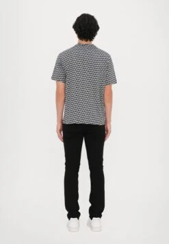 Emporio Armani Print T-shirt - White/blue -Total Wear Store a183d490321f4f288e136609e49c66e3