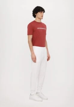 EA7 Emporio Armani TROUSER - Tracksuit Bottoms - White/black -Total Wear Store a21ef5645a9a4fafb43ad60ff5932c3e