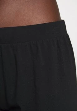 Emporio Armani Jacket And Pants With Cuffs Set - Pyjama Set - Nero -Total Wear Store a2c740641d114b41a1185c1a075b8808