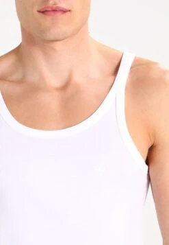 Emporio Armani 2 Pack - Undershirt - White 11 Emporio Armani 2 Pack - Undershirt - White -Total Wear Store a39182603ca24bf3ad6ec5b235576e99