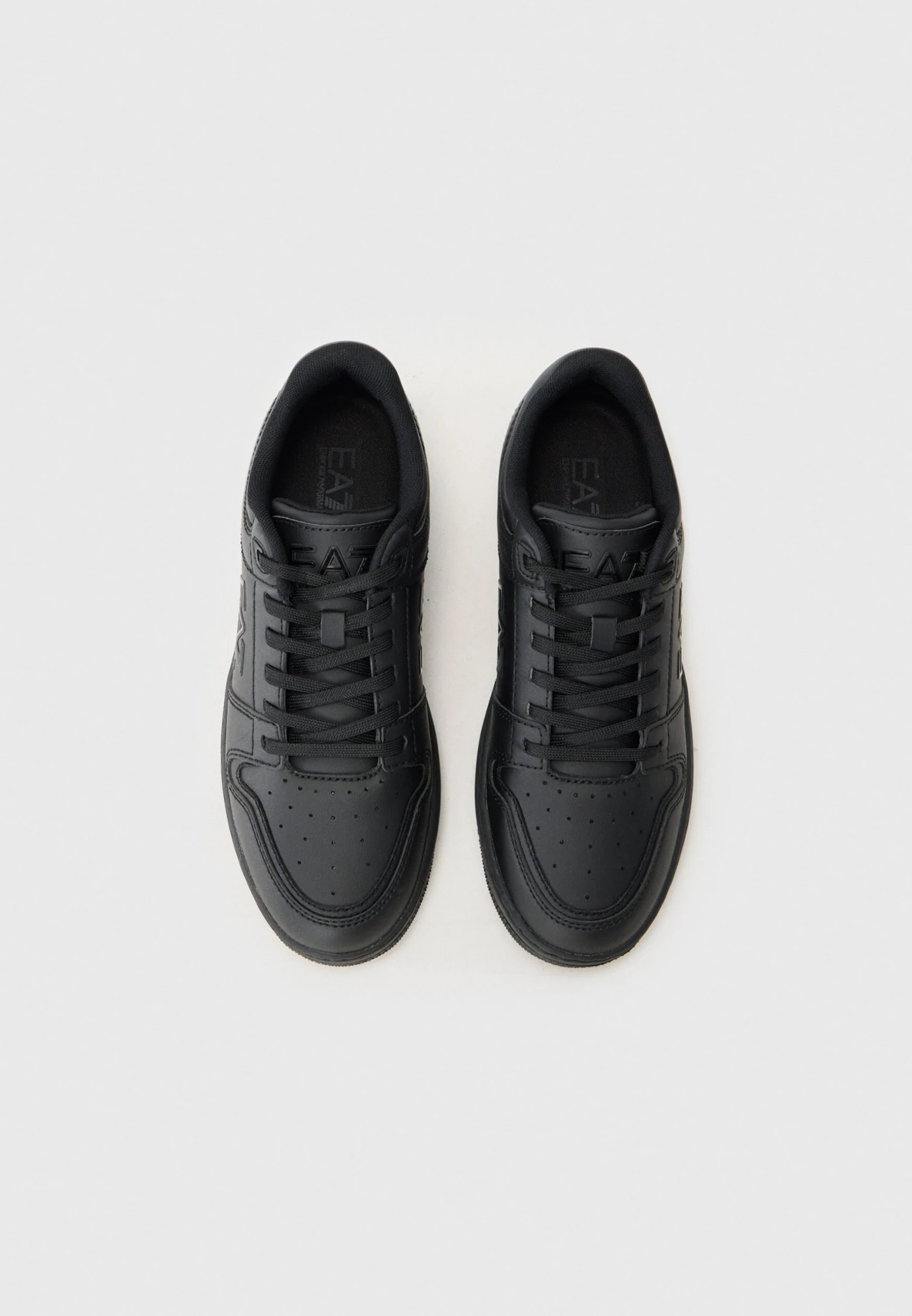 EA7 Emporio Armani SLASHER UNISEX - Trainers - Triple Black 6 EA7 Emporio Armani SLASHER UNISEX - Trainers - Triple Black - Image 4
