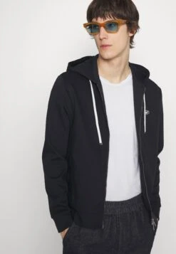 Emporio Armani Zip-Up Sweatshirt - Blu Navy 11 Emporio Armani Zip-Up Sweatshirt - Blu Navy -Total Wear Store a5871bb907964bc59cbf042d335e43d9