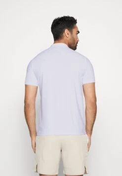 EA7 Emporio Armani Tennis Pro Serafino - Print T-Shirt - White -Total Wear Store a62dfaa2f901499ca206d0589aec0c82