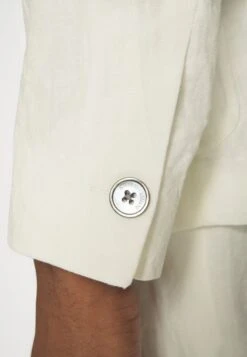 Emporio Armani Giacca - Blazer Jacket - Bianco Panna -Total Wear Store a664c3839a3649c6a31715d22a0365e7