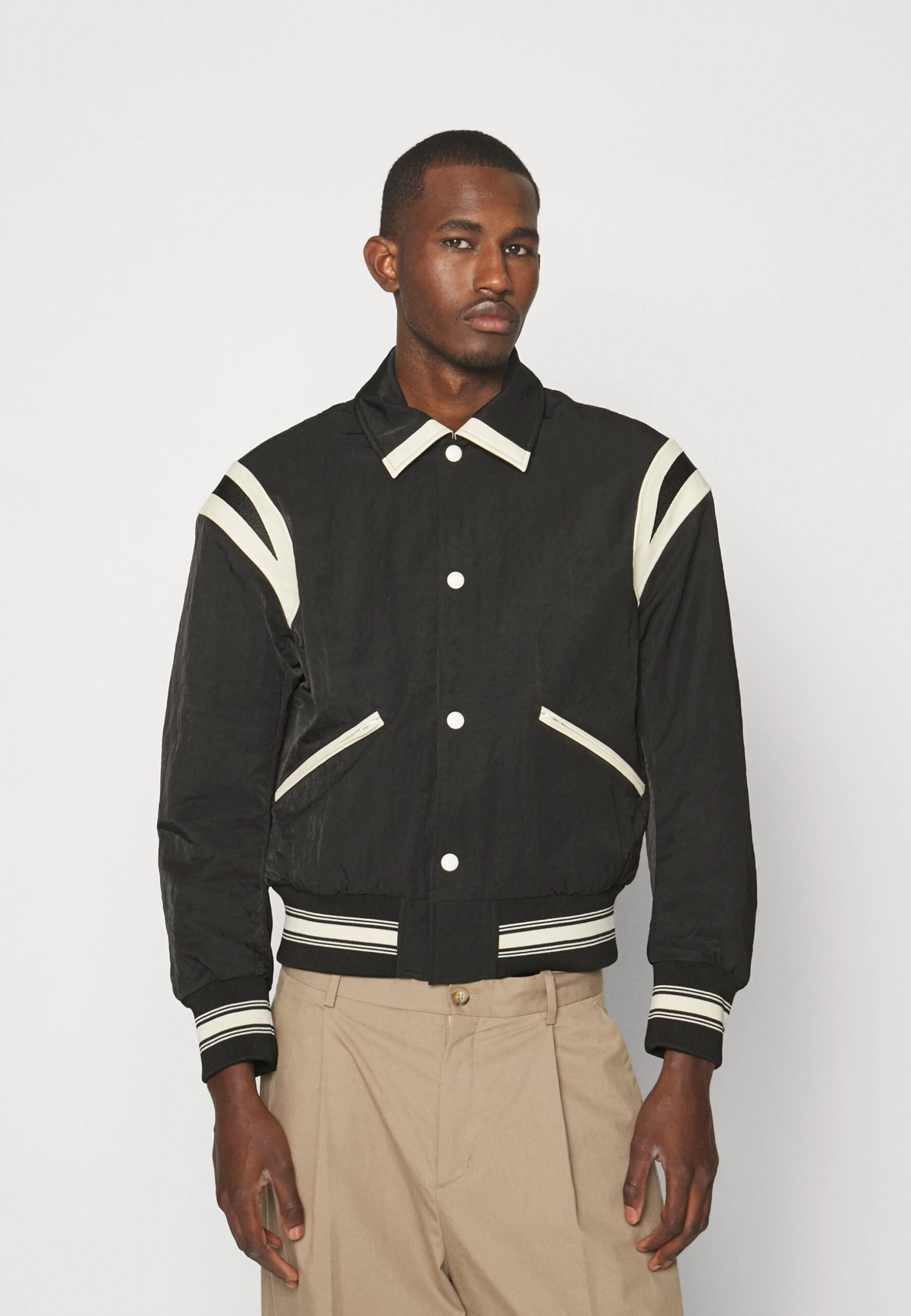 Emporio Armani Bomber Jacket - Nero 6 Emporio Armani Bomber Jacket - Nero - Image 4