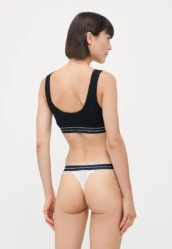 Emporio Armani PARTE BASSA THONG 2 PACK - Thong - White -Total Wear Store a7563e24b4024994afe8035e4d624858