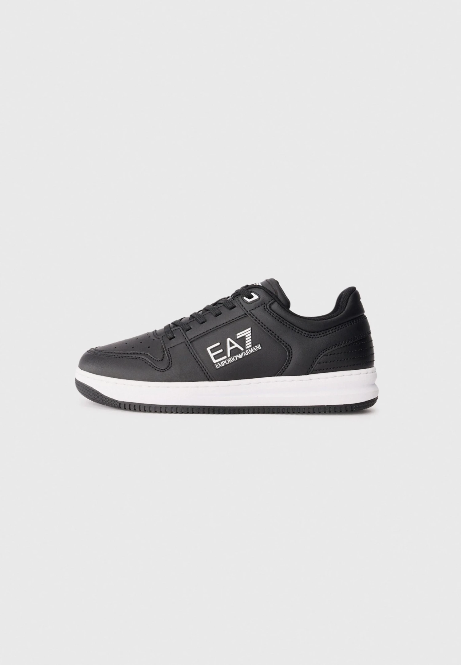 EA7 Emporio Armani SLASHER UNISEX - Trainers - Sky Captain/white 10 EA7 Emporio Armani SLASHER UNISEX - Trainers - Sky Captain/white - Image 8