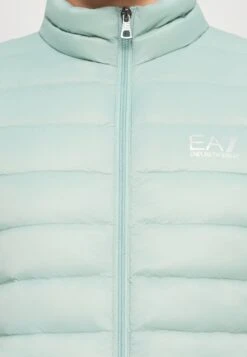 EA7 Emporio Armani TRAIN CORE LIGHT VEST - Waistcoat - Blue Surf -Total Wear Store a9b07aa5cea44685bc9c6c36fa94bdd0