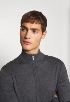 Emporio Armani Cardigan - Cardigan - Grey -Total Wear Store aa1a6c08ccd442108626557a77ebc10d