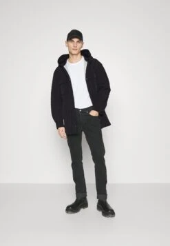 Emporio Armani Jacket - Down Jacket - Nero -Total Wear Store aab7290d98a84941b3bc2d0cd3787567