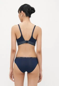Emporio Armani PADDED SOFT CONTOUR BRA - Triangle Bra - Marine 12 Emporio Armani PADDED SOFT CONTOUR BRA - Triangle Bra - Marine -Total Wear Store abecf9adb9aa4804841b3c70588283e9