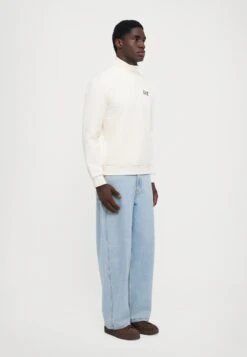 EA7 Emporio Armani TRAIN CORE - Sweatshirt - Vanilla Ice 15 EA7 Emporio Armani TRAIN CORE - Sweatshirt - Vanilla Ice -Total Wear Store abf9abe7f0ab44349b81bedcefba417a