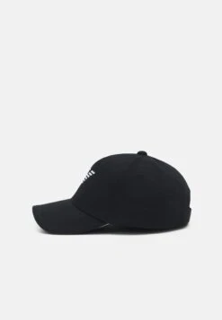 Emporio Armani Unisex - Cap - Nero -Total Wear Store ac4a13d27464482295ff72b6f169cee5