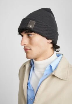 Emporio Armani BEANIE - Beanie - Raven -Total Wear Store ac807ef3e41046e0a573b357d1420127