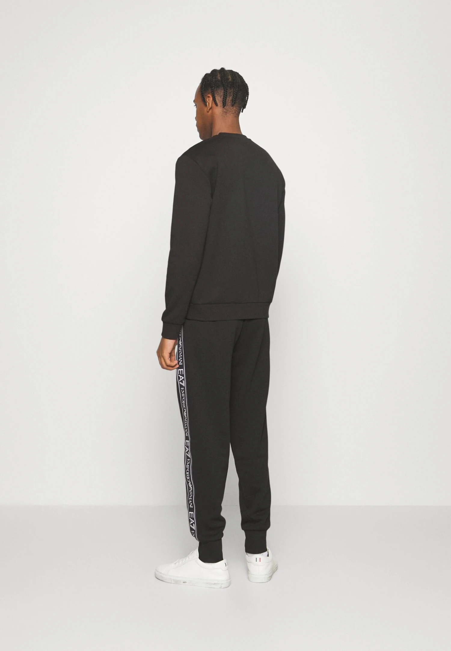 EA7 Emporio Armani Trouser - Tracksuit Bottoms - Nero 5 EA7 Emporio Armani Trouser - Tracksuit Bottoms - Nero - Image 3