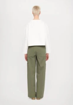 Emporio Armani Sweatshirt - Warm White -Total Wear Store ae769925e28f48b0bb143eaf56332f38