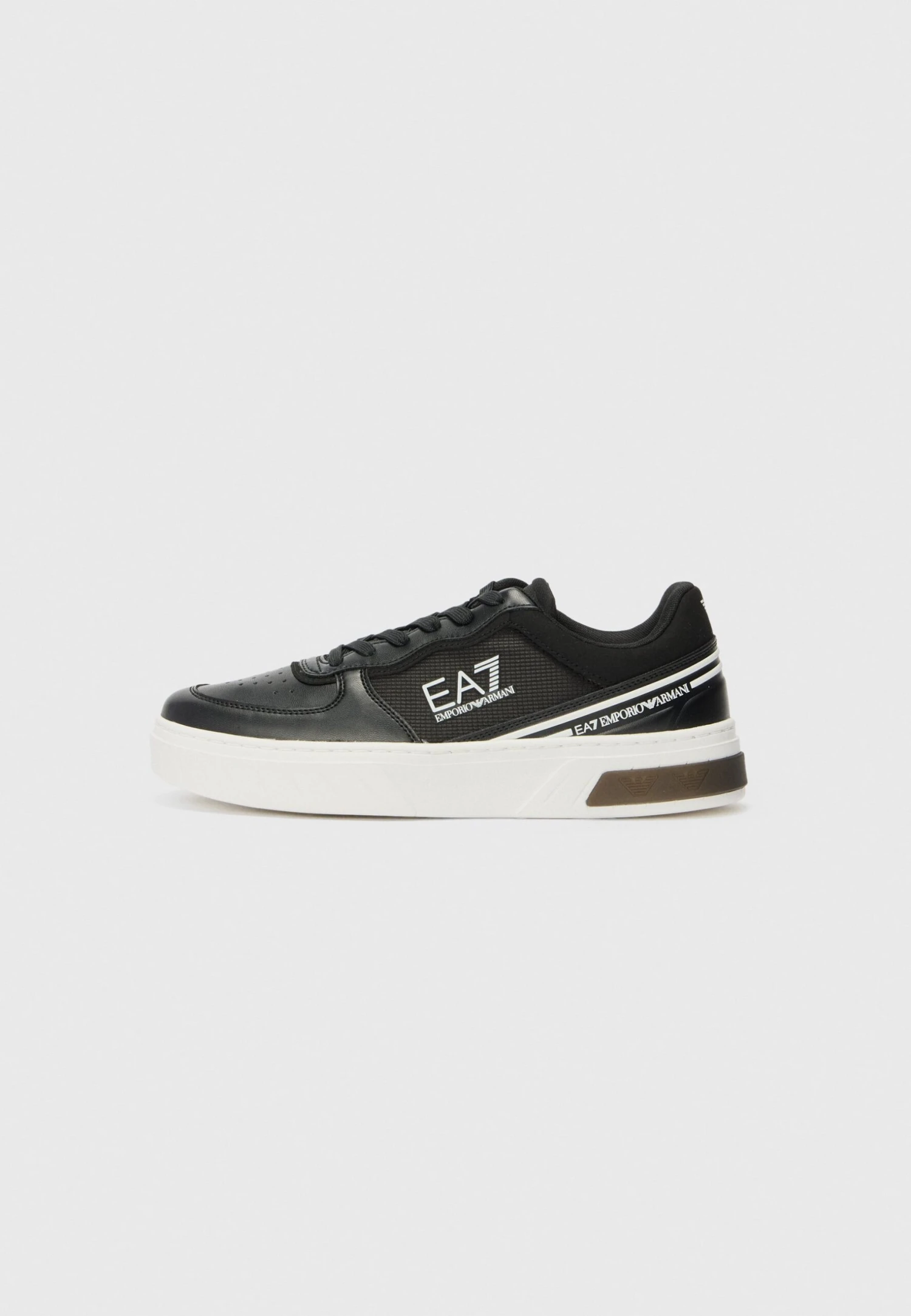 EA7 Emporio Armani PREMIUM COURT UNISEX - Trainers - White/black 9 EA7 Emporio Armani PREMIUM COURT UNISEX - Trainers - White/black - Image 7