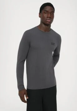 EA7 Emporio Armani TRAIN CORE TEE - Long Sleeved Top - Asphalt -Total Wear Store b3434c1cb3c64a1f8a96f4f726a0ce43