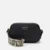 Emporio Armani CAMERA BAG - Cross Body Bag - Nero/silver-coloured -Total Wear Store b3537e0fef354f9b87d4c4b1ff3735d1