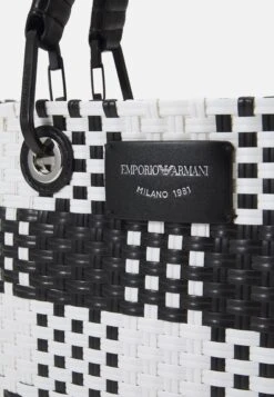 Emporio Armani Myea Woven Set - Handbag - Bianco Caldo/Nero -Total Wear Store b41cd79162214784a93b1d78284e46c3