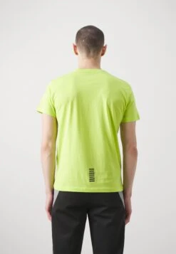 EA7 Emporio Armani Basic T-shirt - Verde Acido -Total Wear Store b8734e5391844a79918b8851f5875587