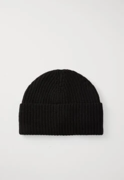 EA7 Emporio Armani MOUNTAIN SHIELD BEANIE UNISEX - Beanie - Black -Total Wear Store b9fbd220ab524ca1983d660e71ded8a4