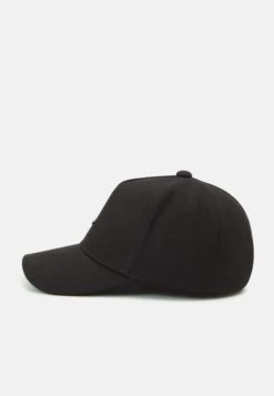 Emporio Armani Cap - Nero/Black -Total Wear Store baecfb7892ef4e7db8212811267933f9