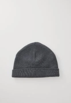 Emporio Armani BEANIE HAT - Beanie - Medium Grey Melange -Total Wear Store bb0c8c239cff46b2a4f704c3522c5e71