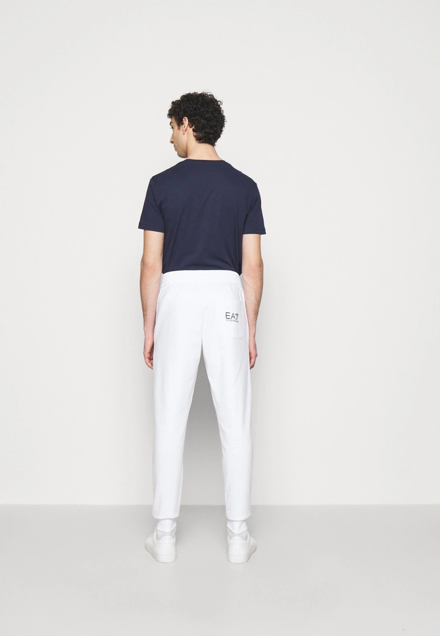 EA7 Emporio Armani Trouser - Tracksuit Bottoms - White/Black 5 EA7 Emporio Armani Trouser - Tracksuit Bottoms - White/Black - Image 3
