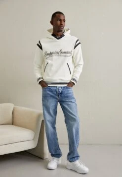 Emporio Armani Hoodie - Vanilla Ice -Total Wear Store bc0e26da868c492fb04015a04842aefc