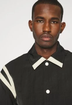 Emporio Armani Bomber Jacket - Nero 17 Emporio Armani Bomber Jacket - Nero -Total Wear Store bcaf246ac5ba48bba9fc9392455d5e87