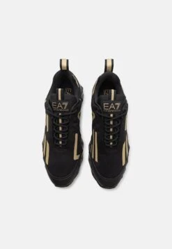 EA7 Emporio Armani ULTIMATE C2 COMBAT CORE UNISEX - Trainers - Triple Black/light Gold -Total Wear Store bde7b44038a14abbab6aea18996e9c99
