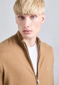 Emporio Armani CARDIGAN - Cardigan - Toasted Coconut -Total Wear Store beac8551782b422588ce3c8a31d13bbc