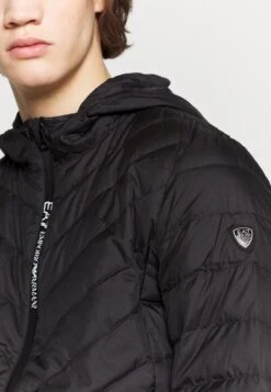 EA7 Emporio Armani Piumino - Down Jacket - Black -Total Wear Store bee4755974004df0879dfaa2025f79af