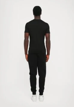 EA7 Emporio Armani TRAIN LINES TEE - Print T-shirt - Black Beauty -Total Wear Store bf28a5a6ef314cddabcf3d8adcbf994b