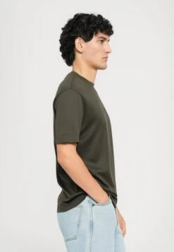 Emporio Armani Basic T-shirt - Black Ink -Total Wear Store bf693c04446a49b79c5a531face66e12