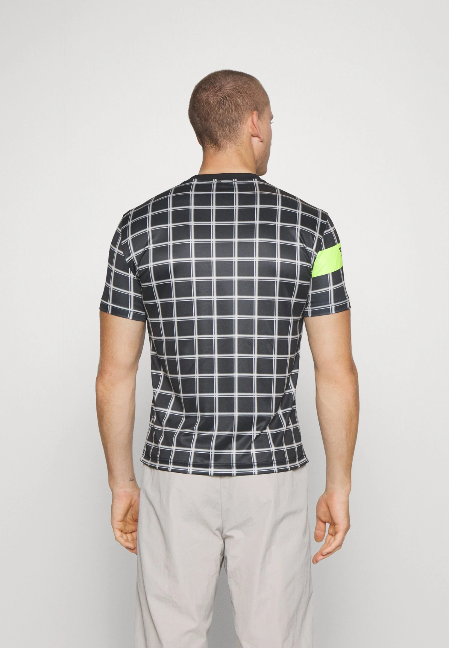 EA7 Emporio Armani Tennis Pro Tee - Print T-Shirt - Black 5 EA7 Emporio Armani Tennis Pro Tee - Print T-Shirt - Black - Image 3