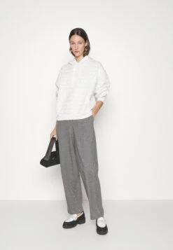 Emporio Armani Jersey Wear - Sweatshirt - Bianco Caldo -Total Wear Store c1fc55986c8645c3ab10d6614199a139