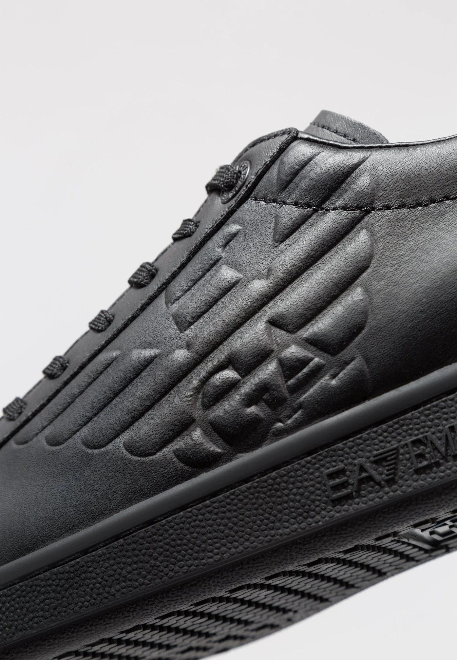 EA7 Emporio Armani Classic Unisex - Trainers - Triple Black 8 EA7 Emporio Armani Classic Unisex - Trainers - Triple Black - Image 6