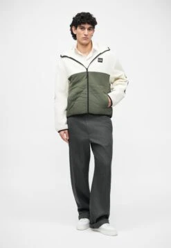 EA7 Emporio Armani MOUNTAIN HIKING UNISEX - Fleece Jacket - Vanilla Ice