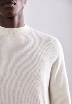 Emporio Armani Jumper - Snow White -Total Wear Store c28edf97019c4a4e80cdf919c8d52f0a