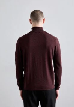 Emporio Armani Jumper - Port Navy -Total Wear Store c2b80e4f00ec4d4da2855f46f44b64e2