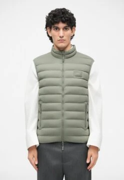 EA7 Emporio Armani MOUNTAIN - Waistcoat - Mulled Basil