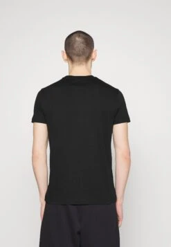 Emporio Armani Basic T-Shirt - Nero -Total Wear Store c4b54769cccf43babfcc2dbe8cd2fcfc