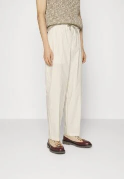 Emporio Armani Trouser - Trousers - Peyote